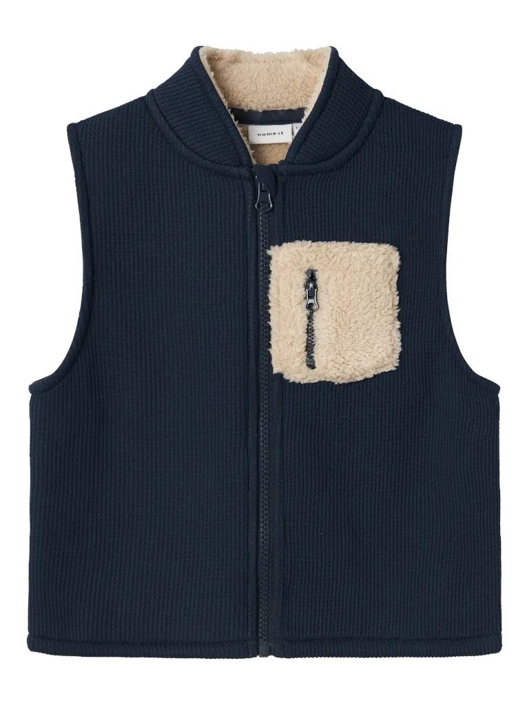 NAME IT NMMSABON NREG TEDDY VEST