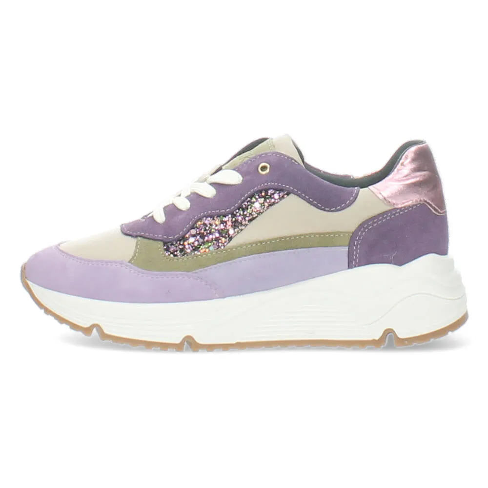 Paarse sneakers